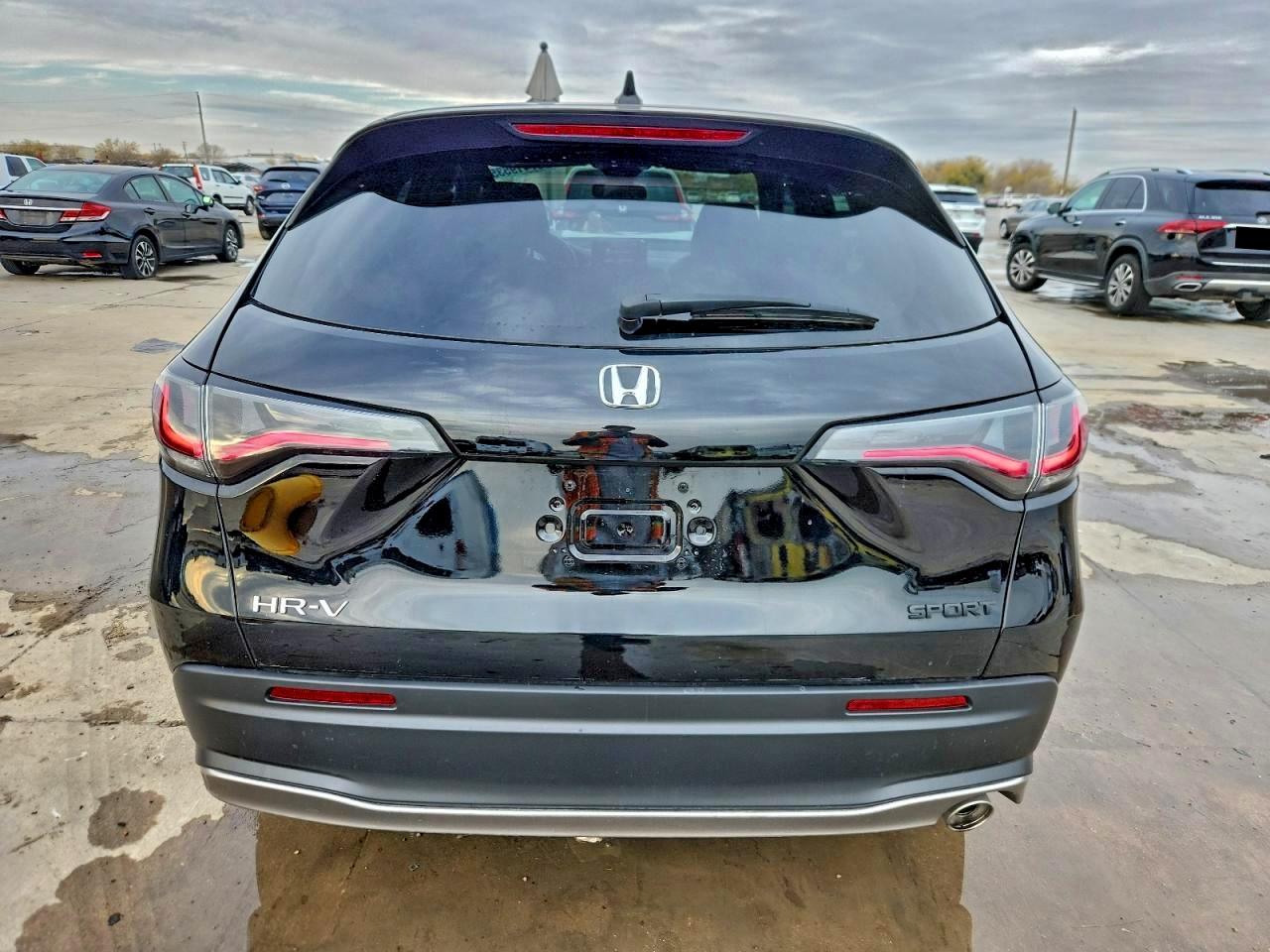 2024 HONDA HR-V SPORT photo 11