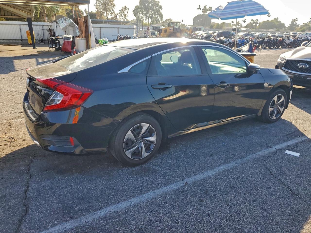 2020 HONDA CIVIC LX photo 5