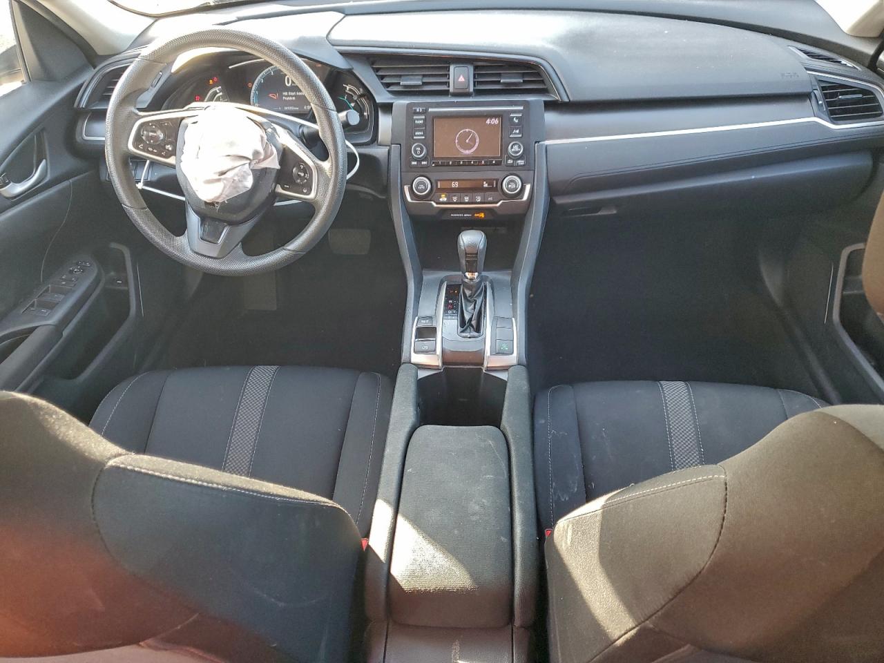 2020 HONDA CIVIC LX photo 15