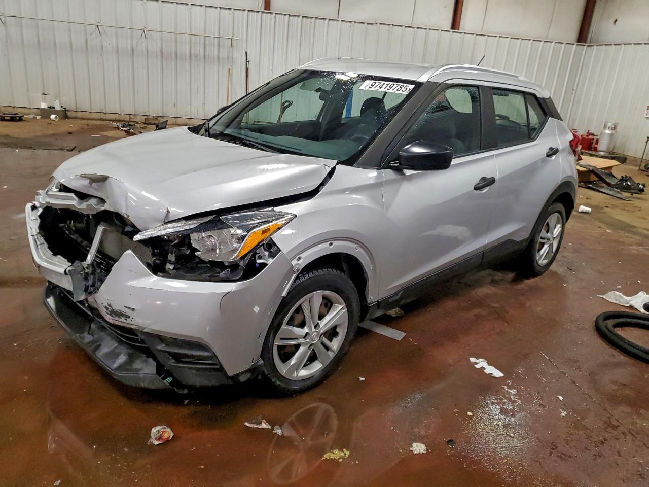 2019 NISSAN KICKS
