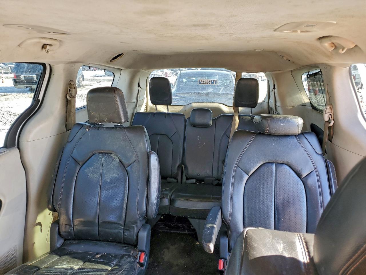 2019 CHRYSLER PACIFICA TOURING L photo 10