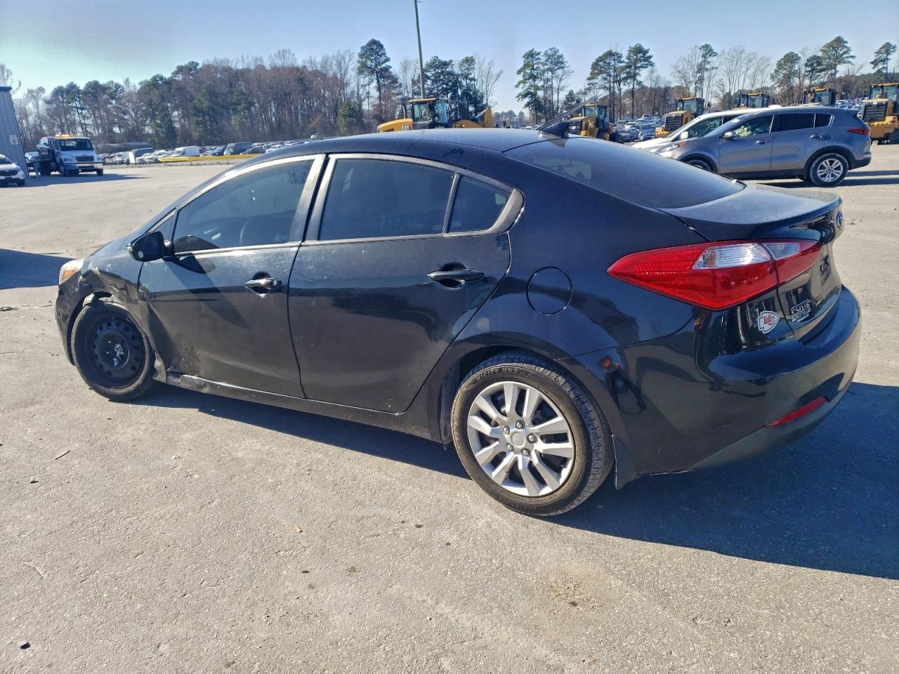 2014 KIA FORTE LX photo 2