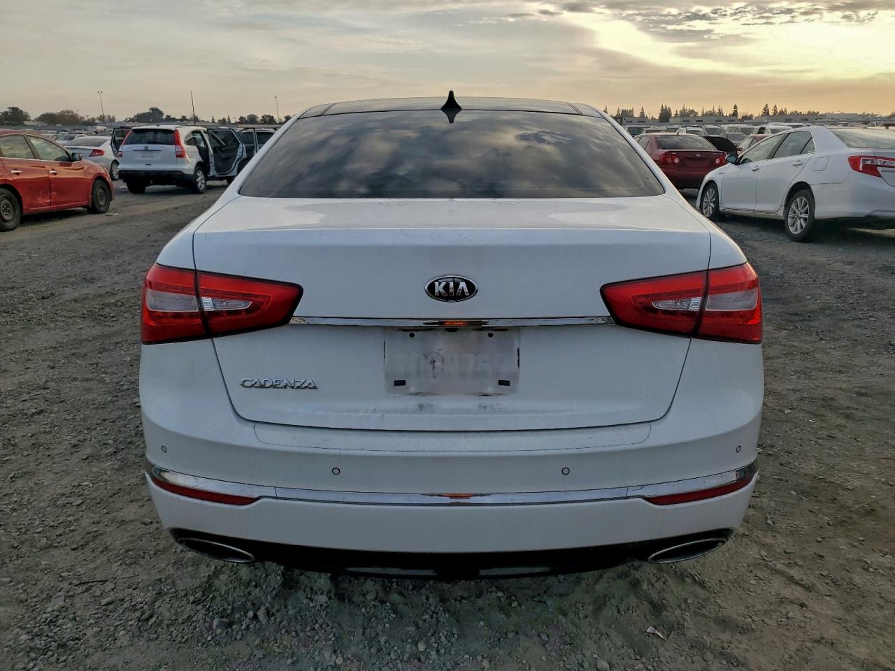 2014 KIA CADENZA PREMIUM photo 6
