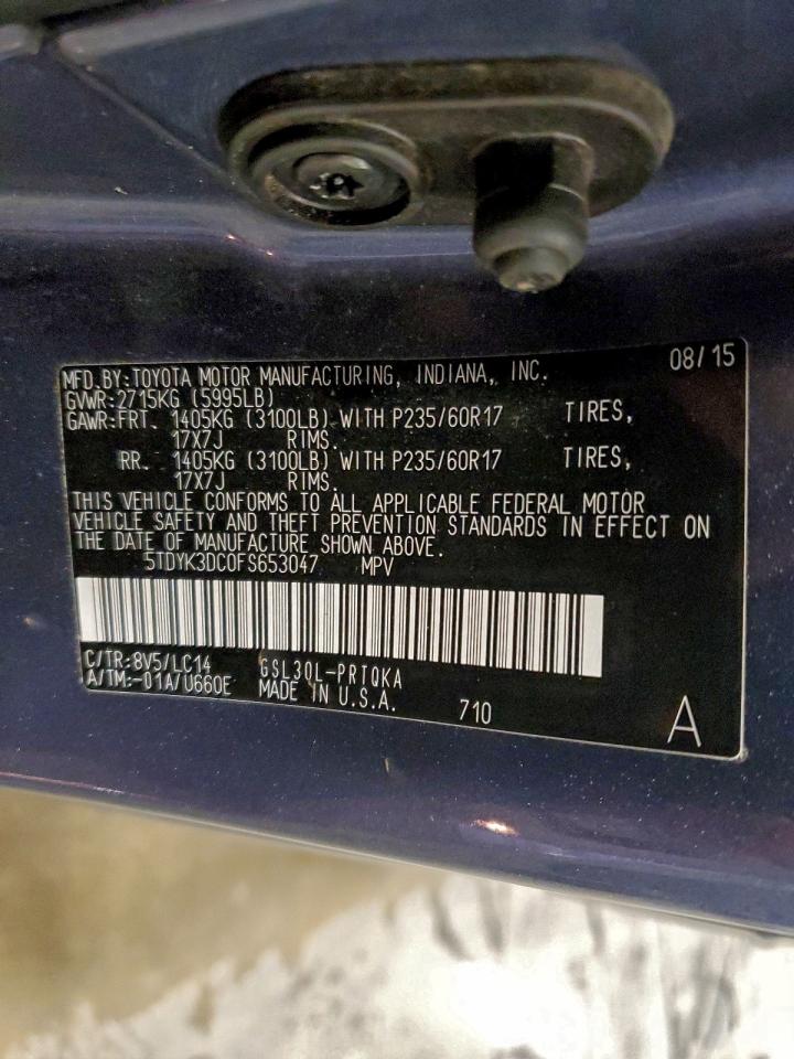2015 TOYOTA SIENNA XLE photo 37