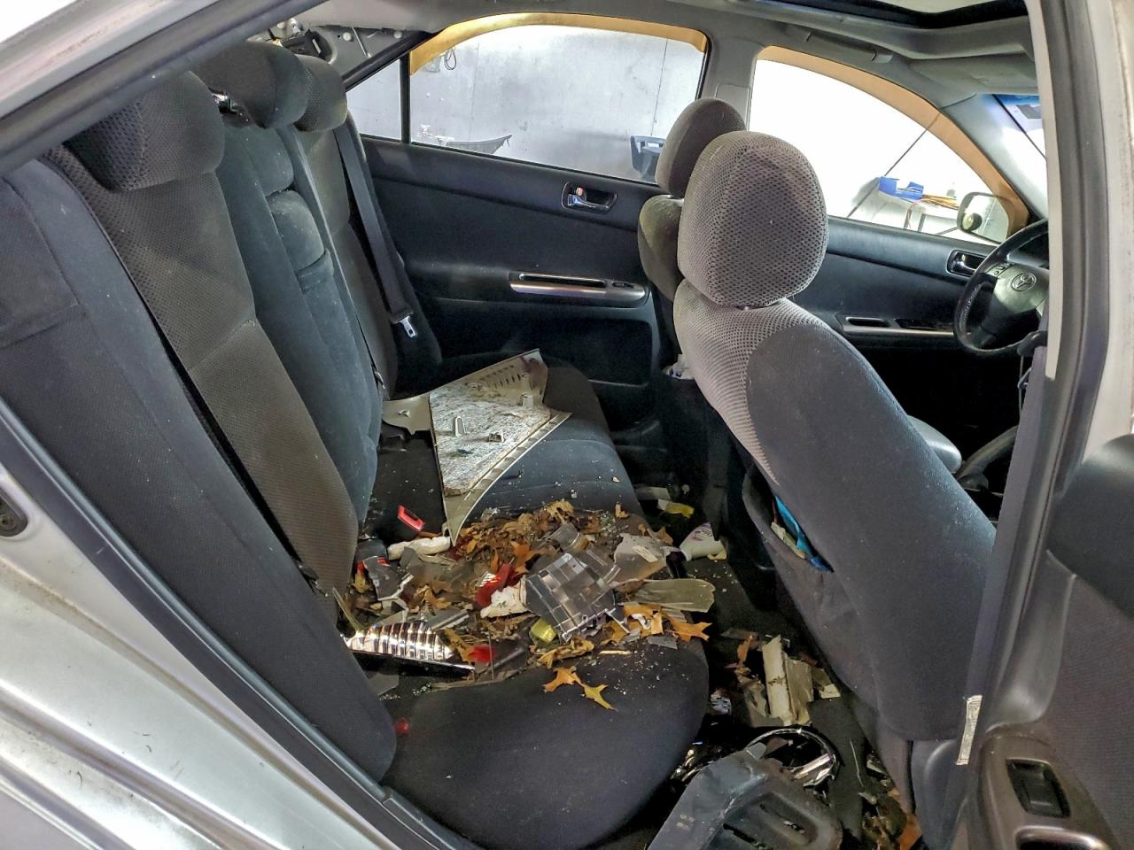 2006 TOYOTA CAMRY LE photo 19