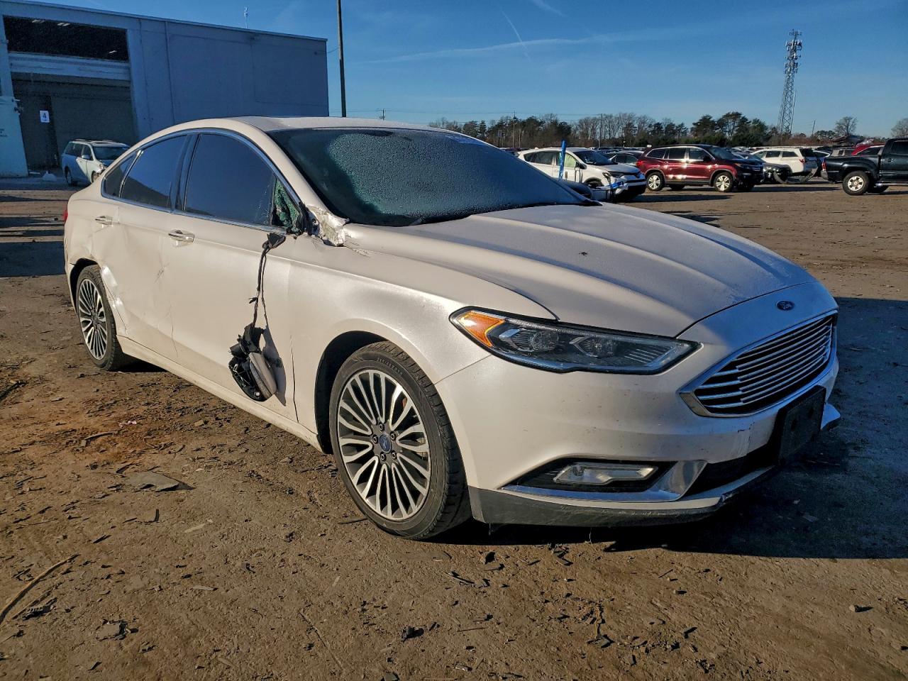 2017 FORD FUSION SE HYBRID photo 4