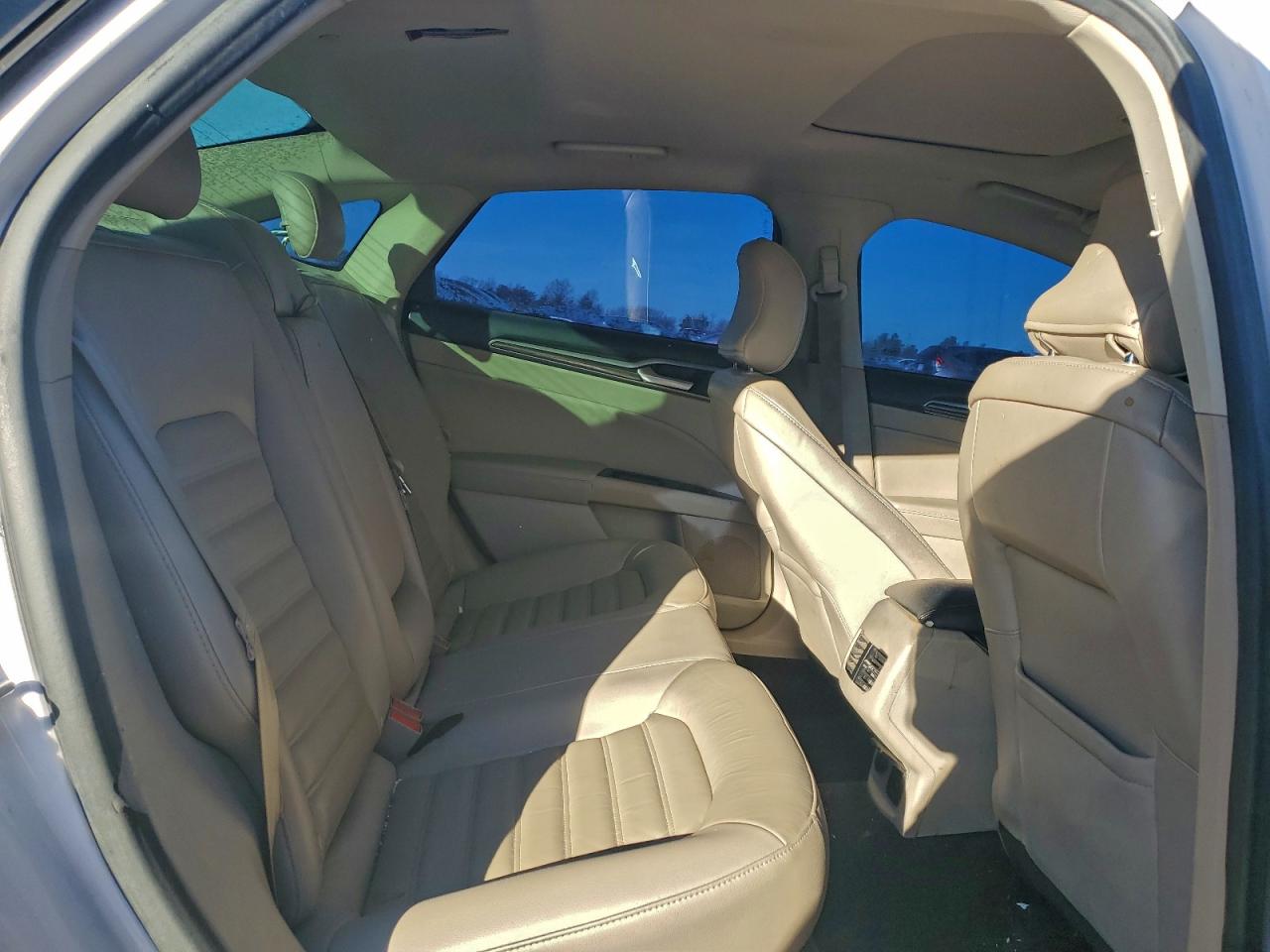 2017 FORD FUSION SE HYBRID photo 10