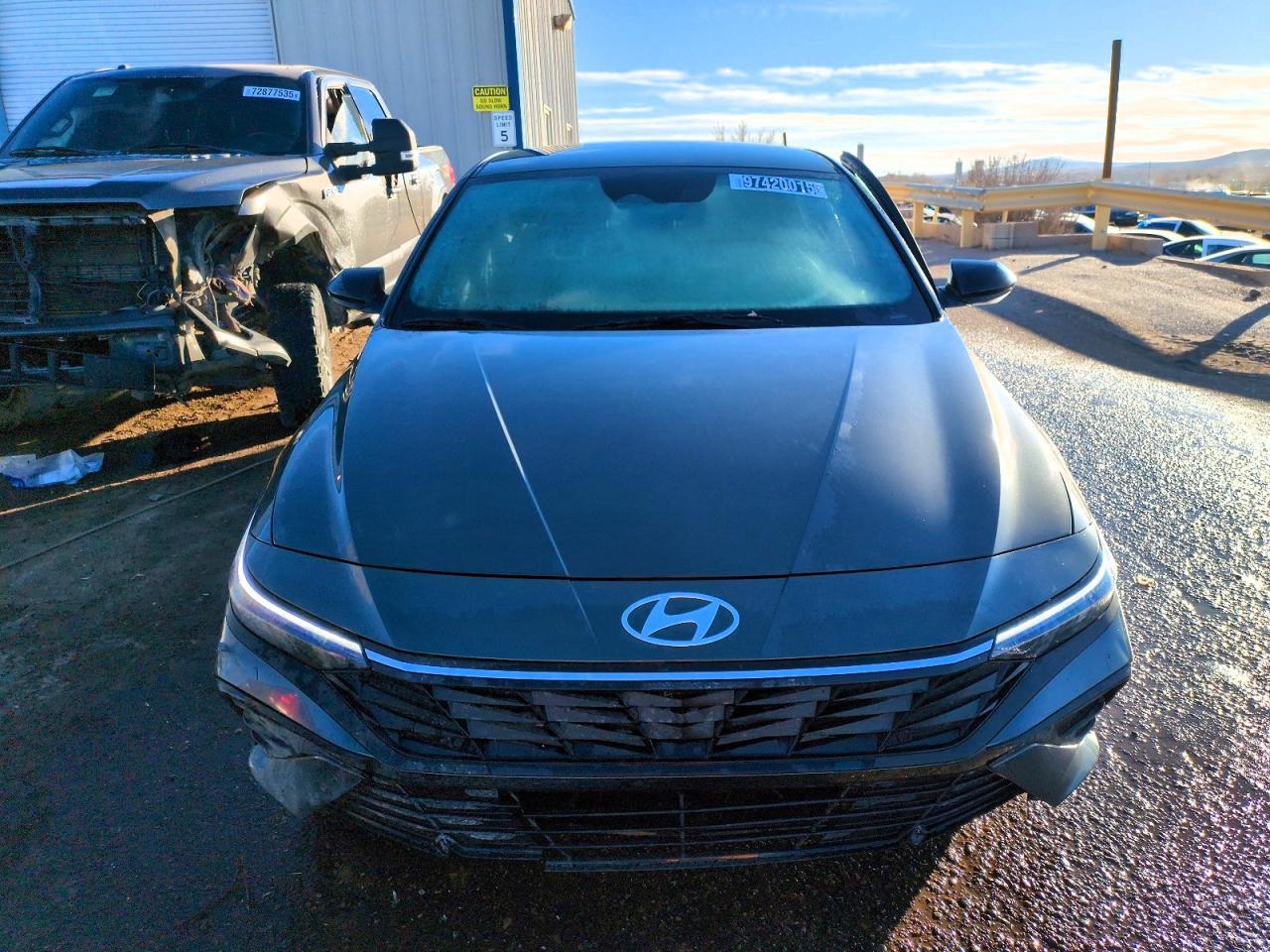 2025 HYUNDAI ELANTRA SEL SPORT photo 5