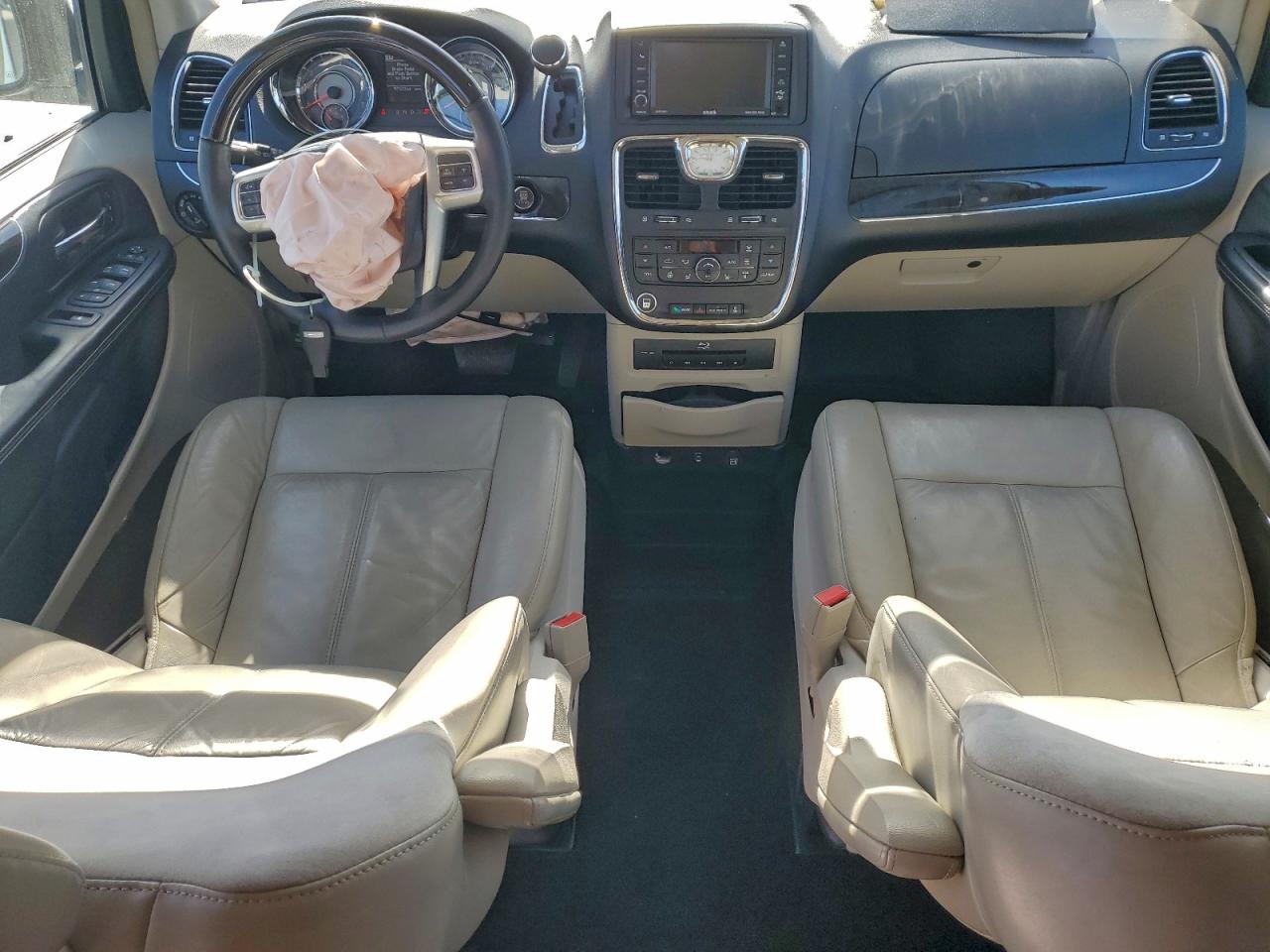 2013 CHRYSLER TOWN & COUNTRY LIMITED photo 8