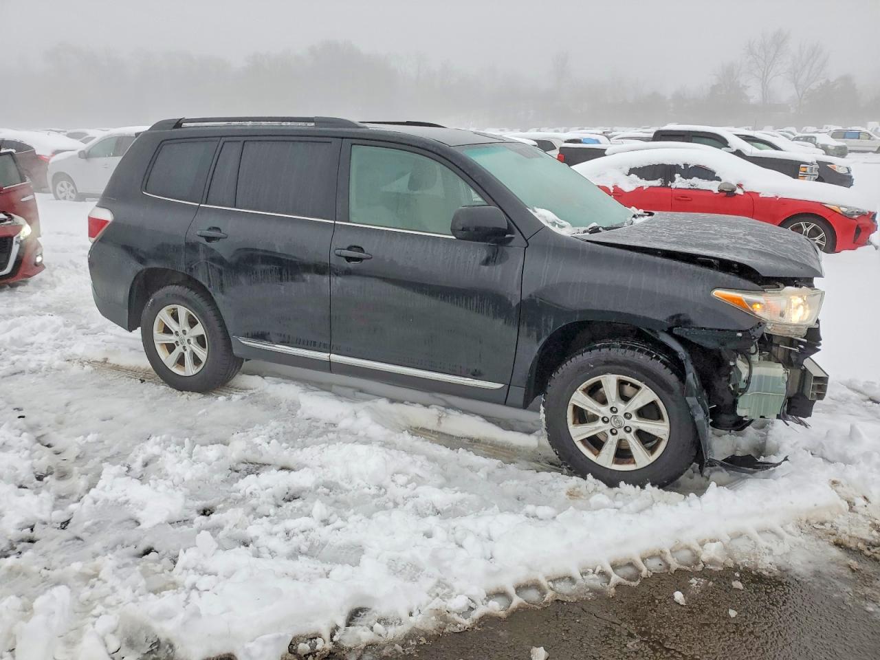 2012 TOYOTA HIGHLANDER BASE photo 4
