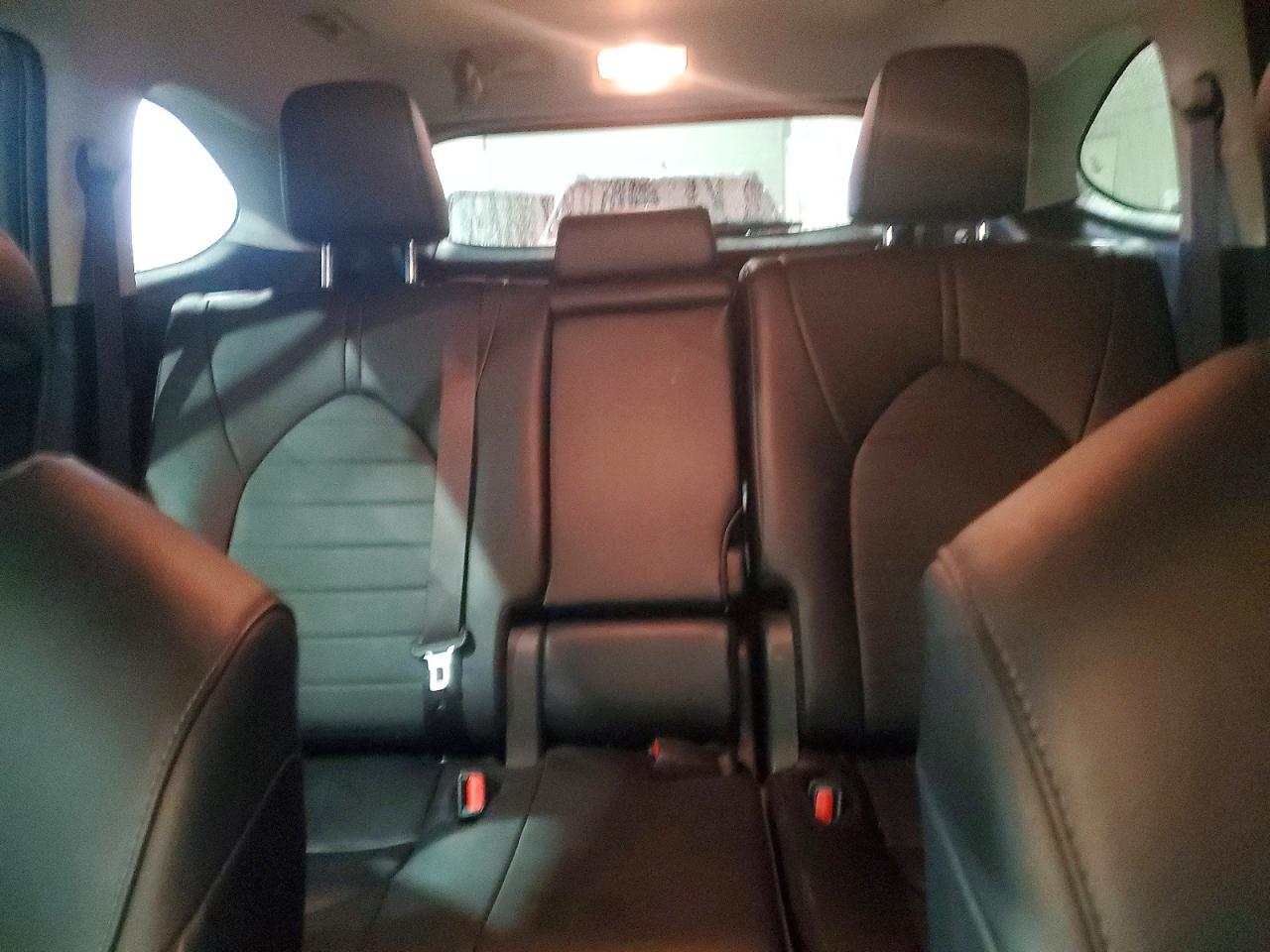2024 TOYOTA HIGHLANDER LE photo 10