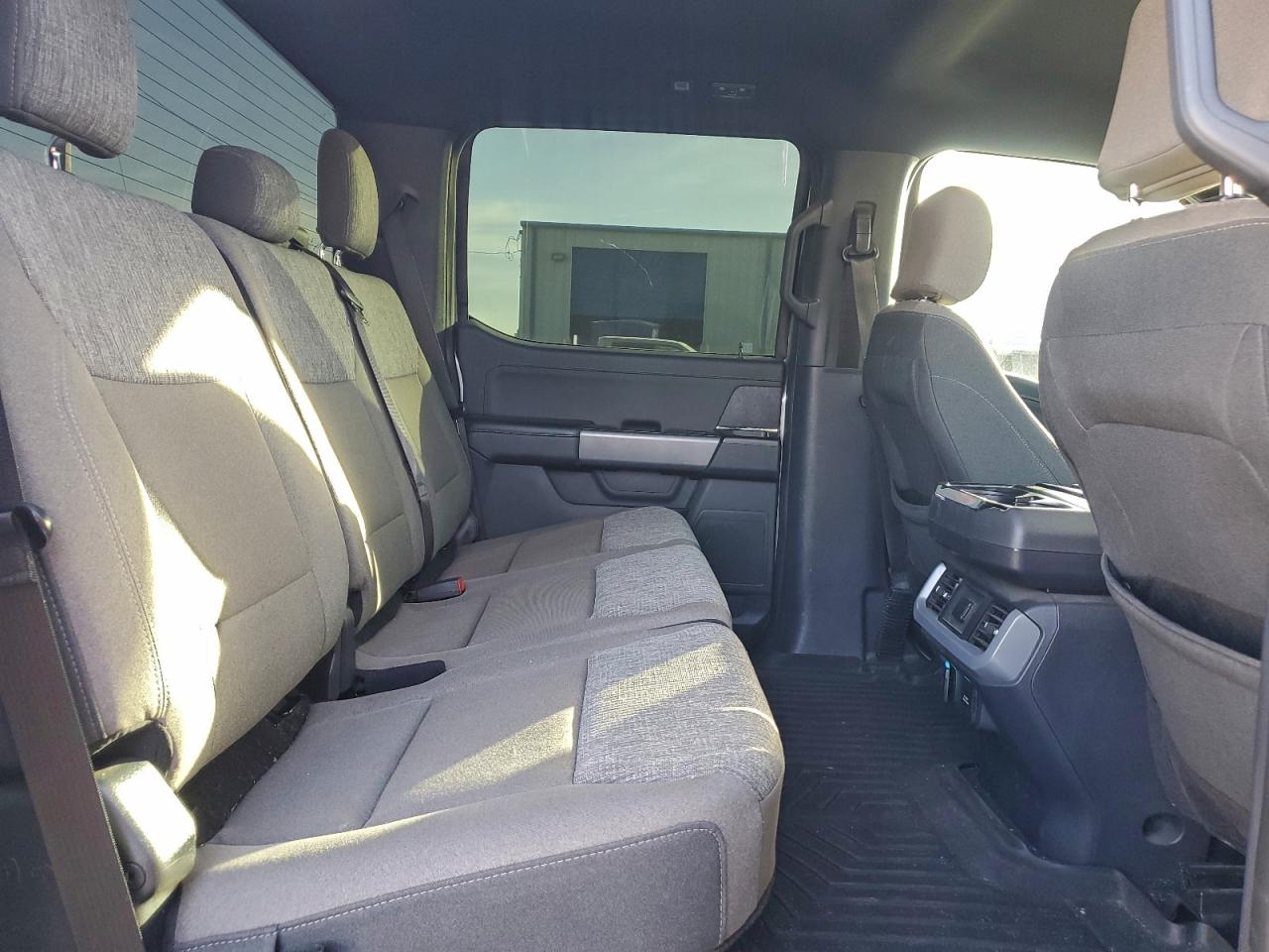 2024 FORD F150 XLT photo 10