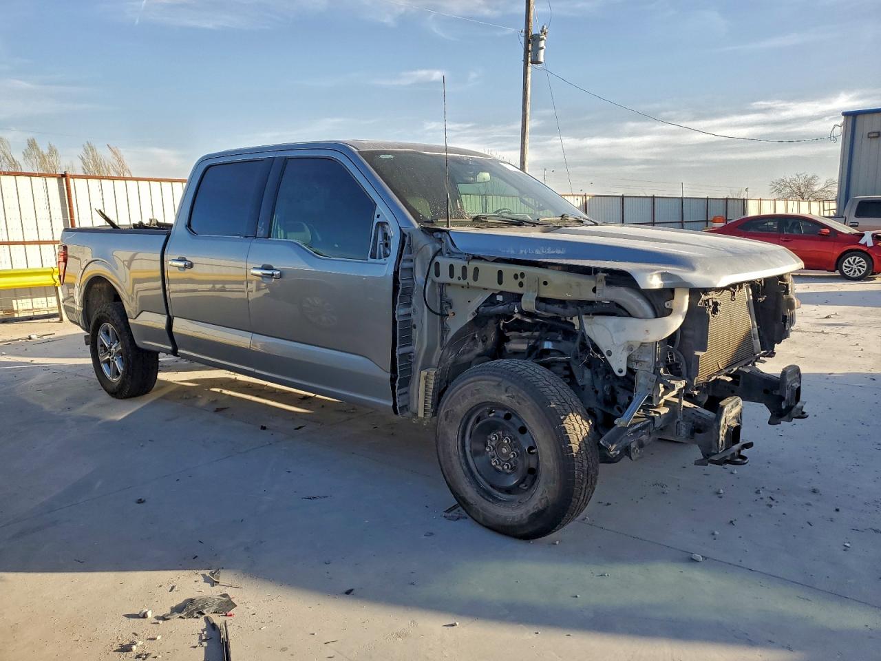 2024 FORD F150 XLT photo 4