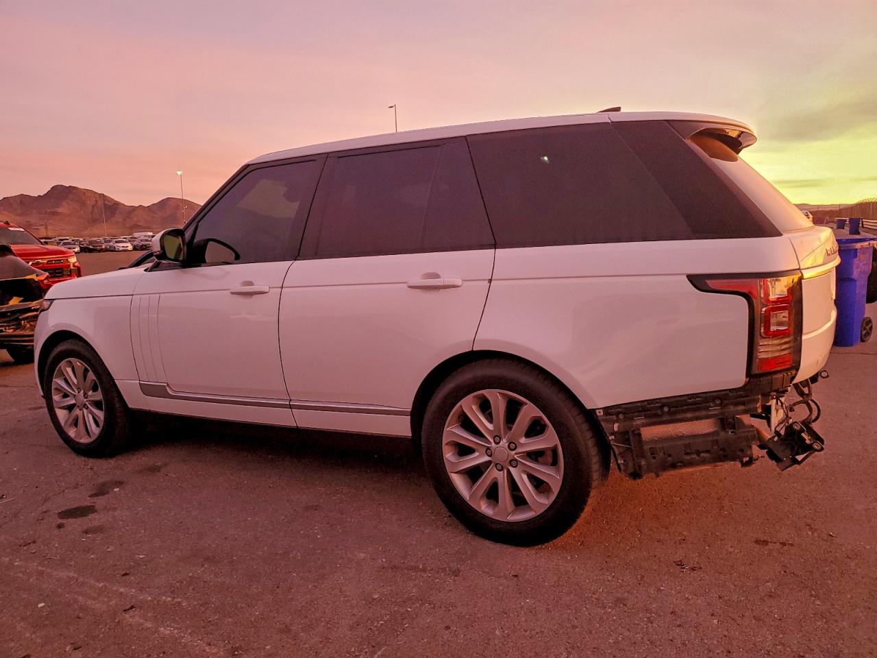 2017 LAND ROVER RANGE ROVER HSE photo 2