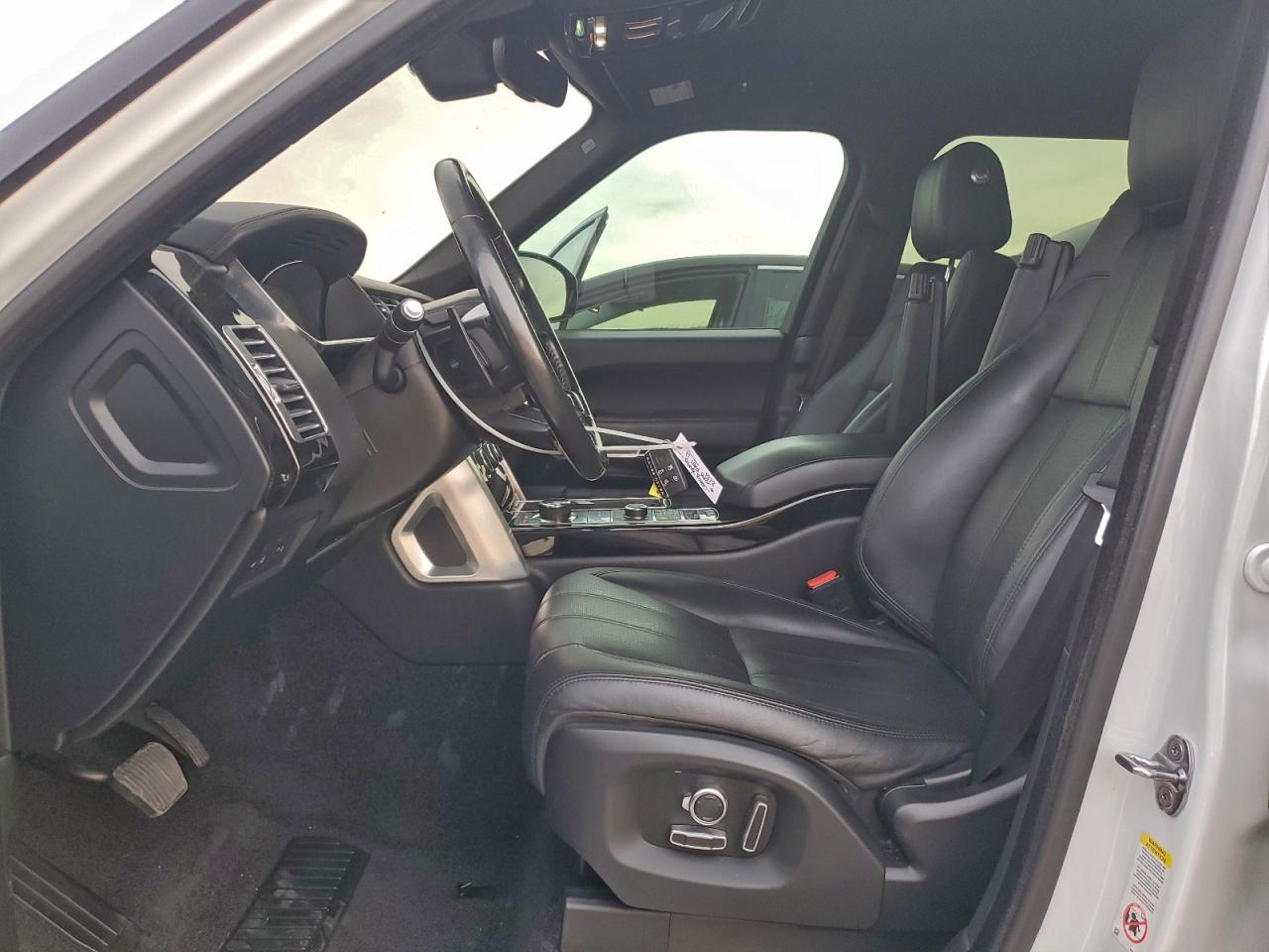 2017 LAND ROVER RANGE ROVER HSE photo 7