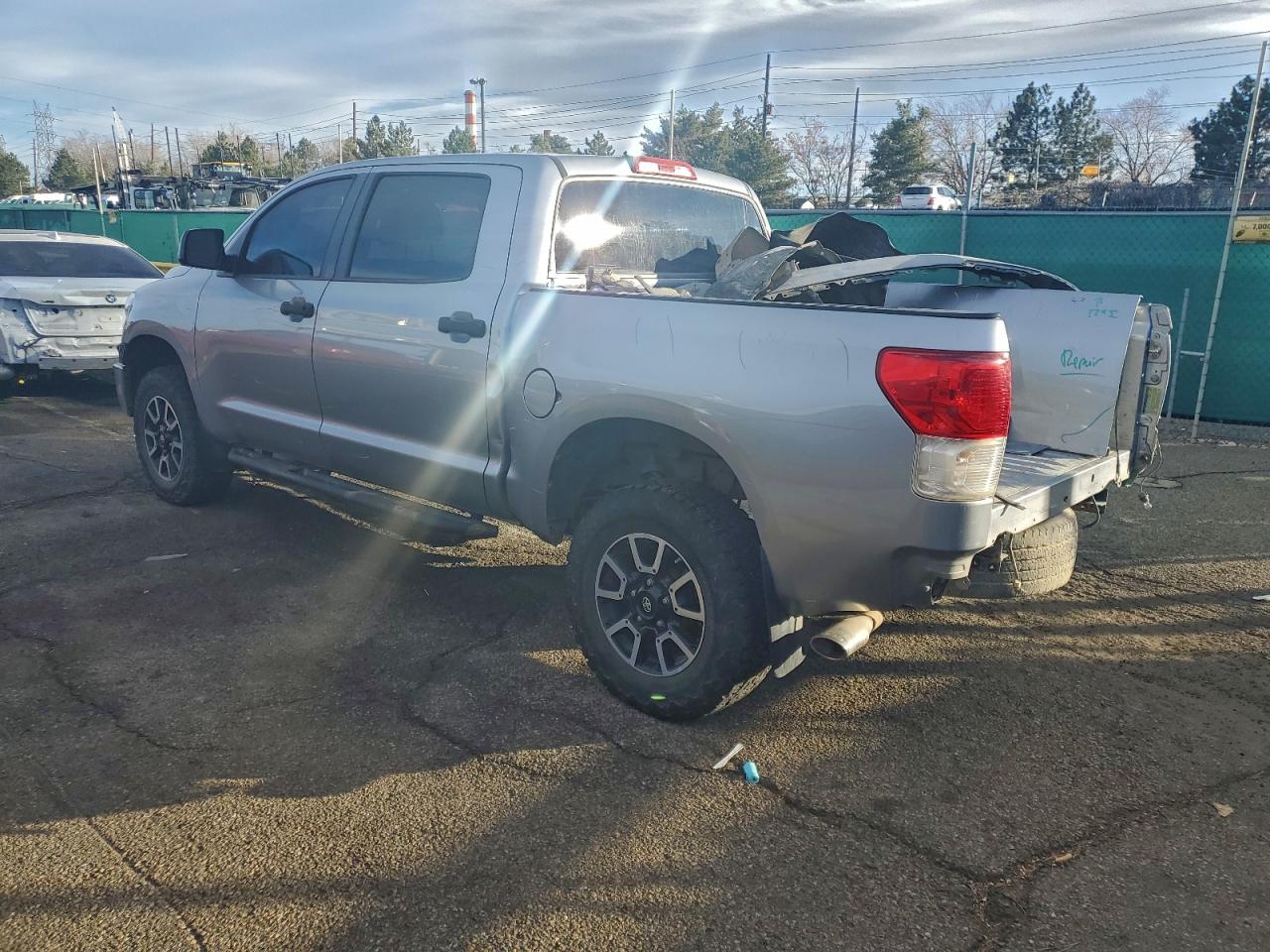 2013 TOYOTA TUNDRA CREWMAX SR5 photo 4