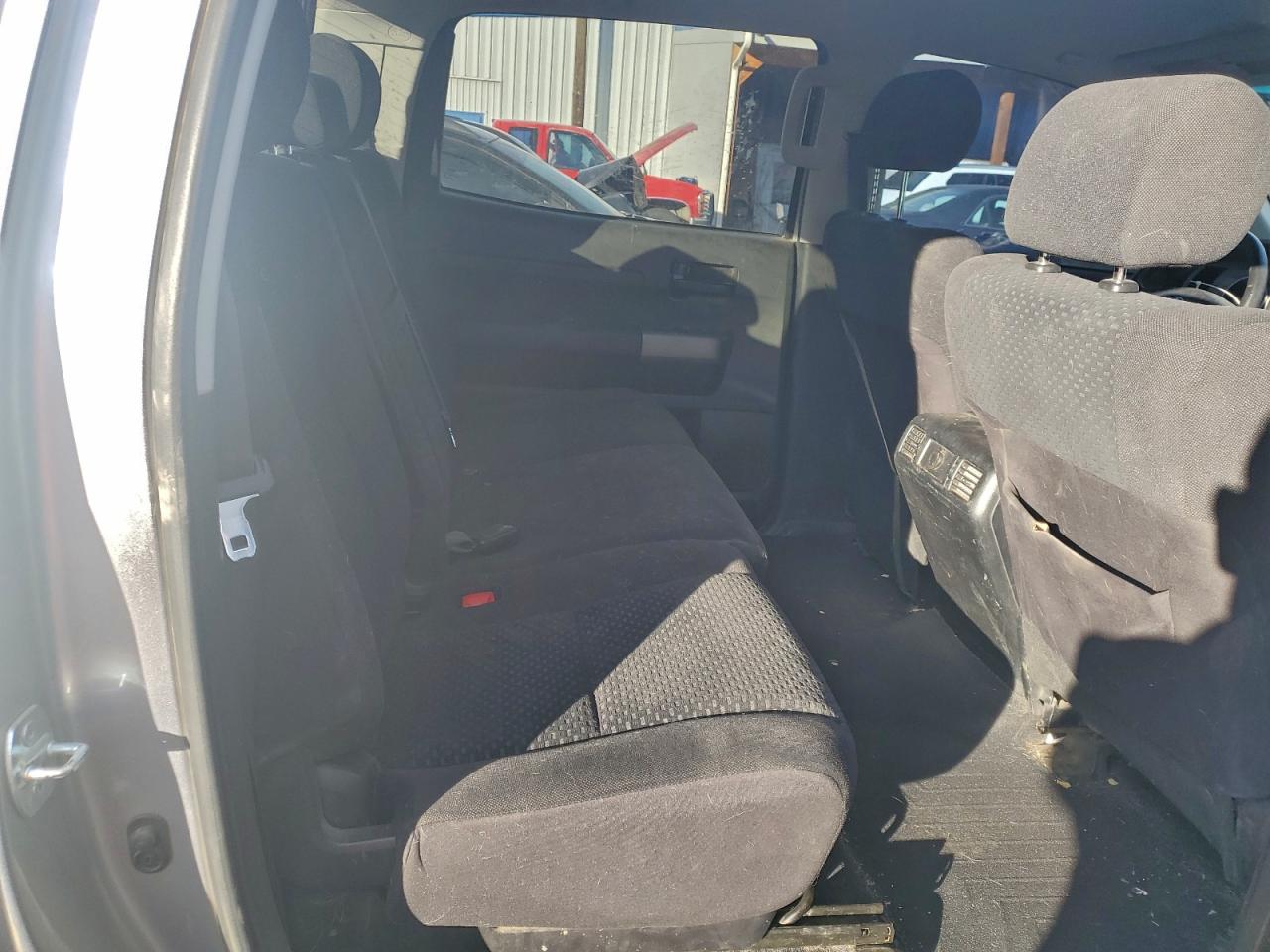 2013 TOYOTA TUNDRA CREWMAX SR5 photo 28