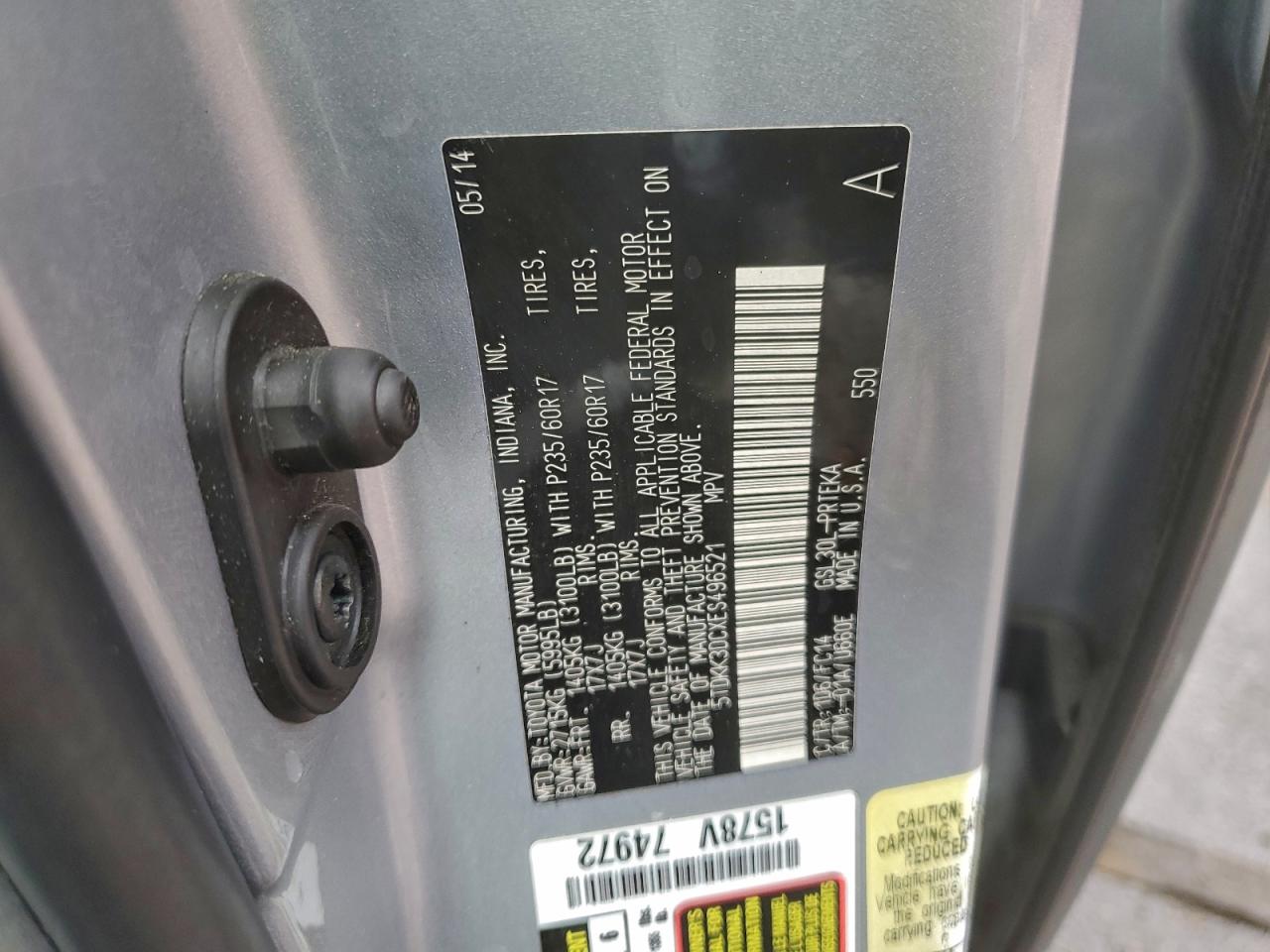 2014 TOYOTA SIENNA LE photo 13