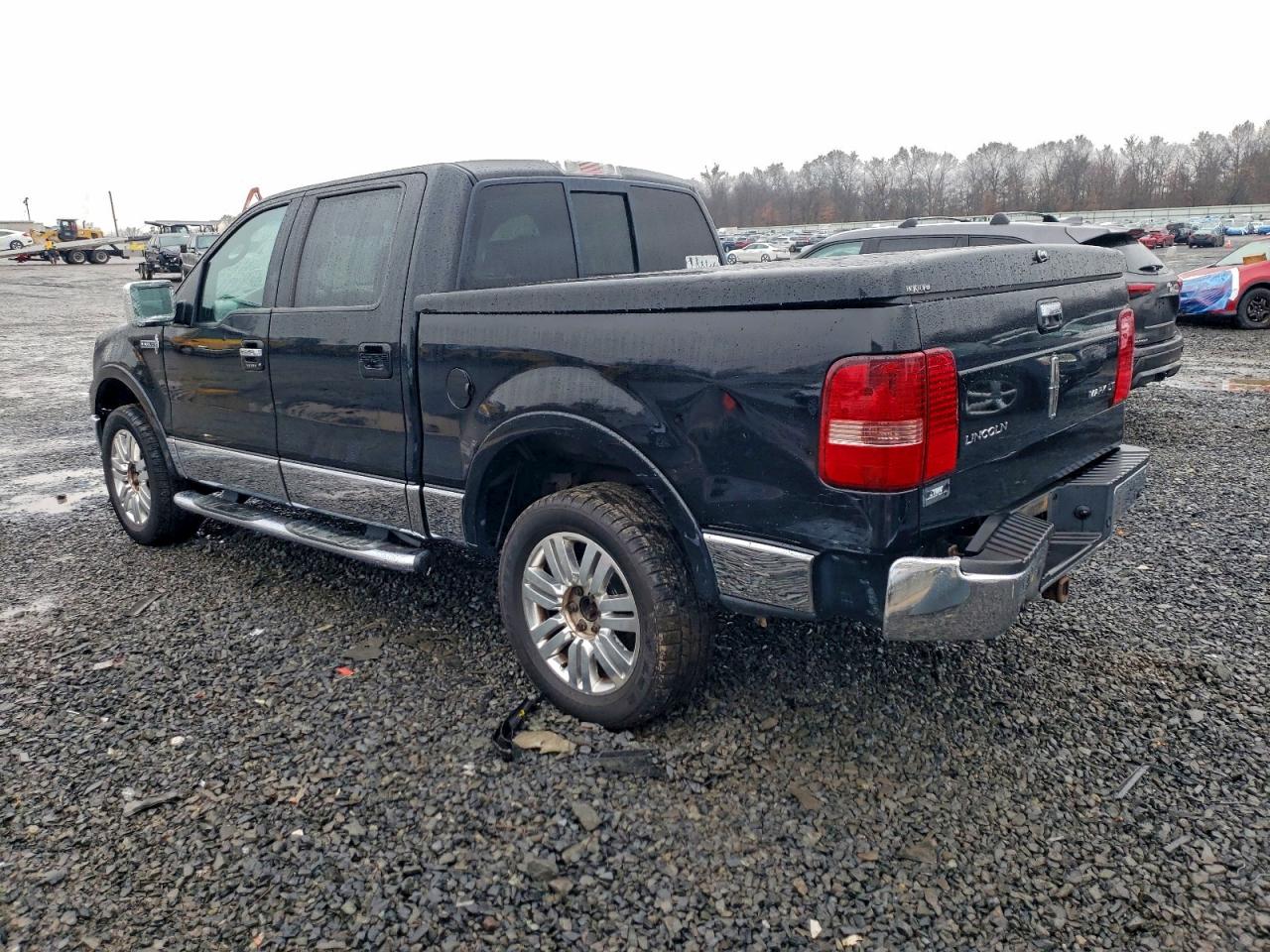 2006 LINCOLN MARK LT photo 2