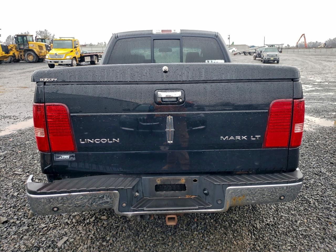 2006 LINCOLN MARK LT photo 6