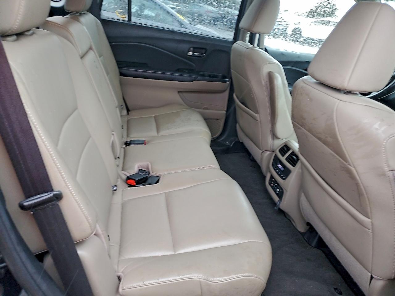 2016 HONDA PILOT TOURING photo 11
