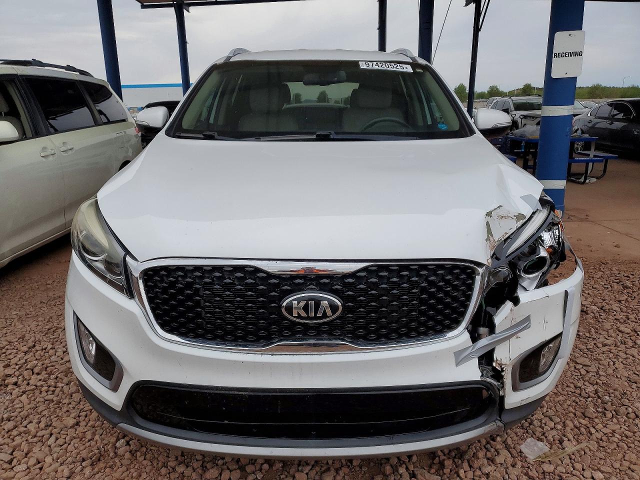 2017 KIA SORENTO EX photo 5