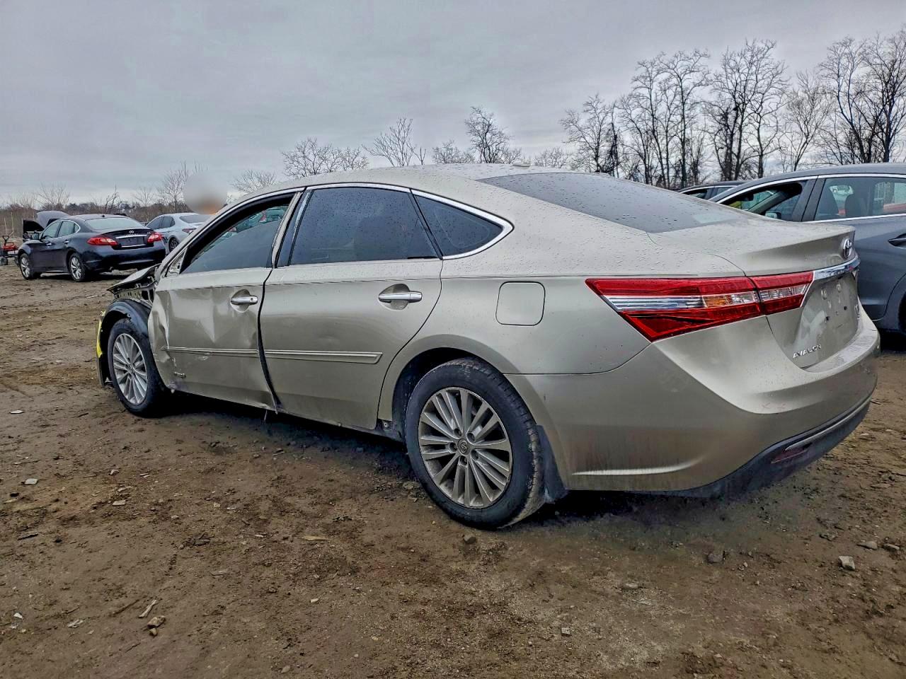 2013 TOYOTA AVALON HYBRID photo 2