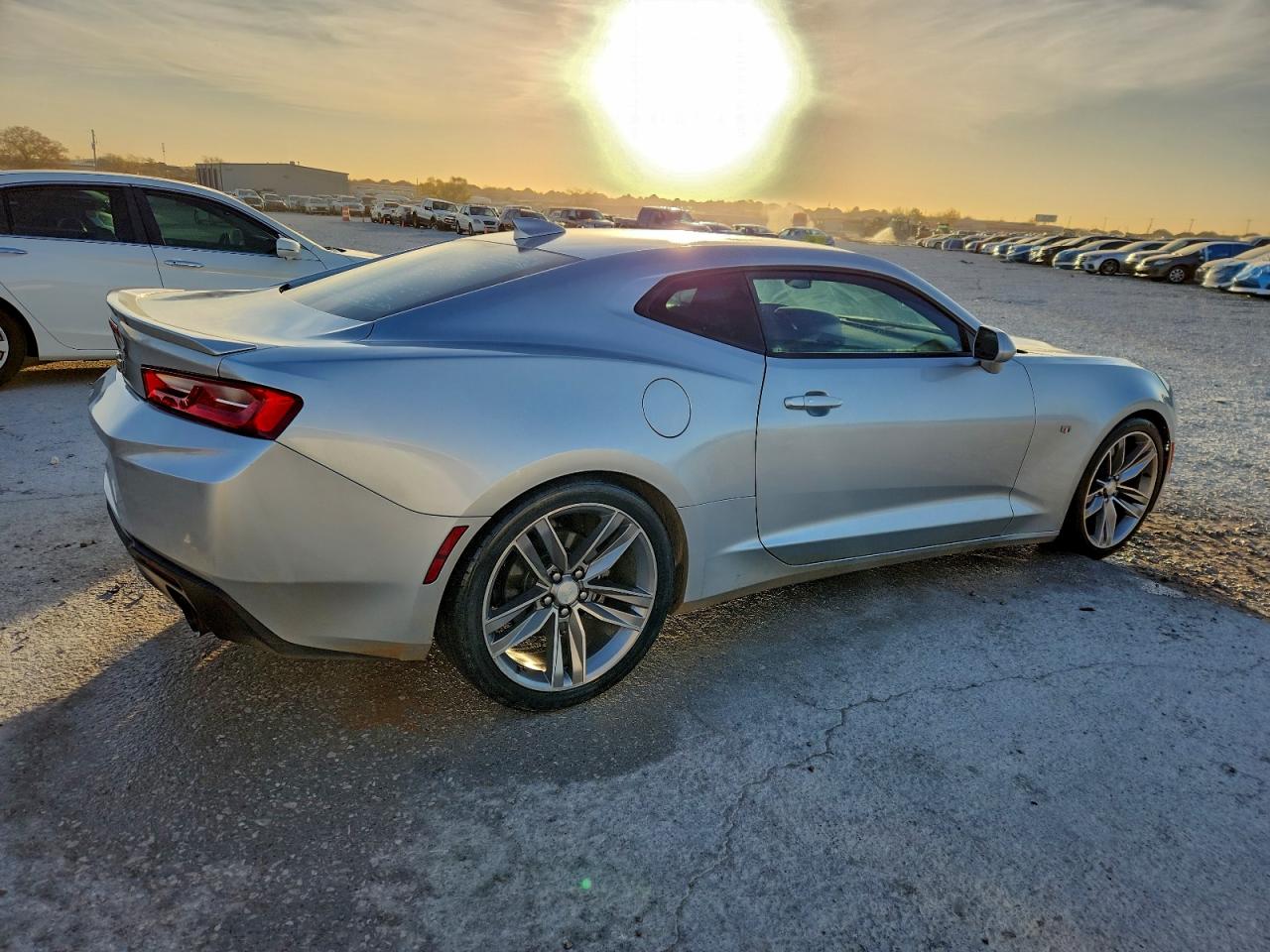 2017 CHEVROLET CAMARO LT photo 3