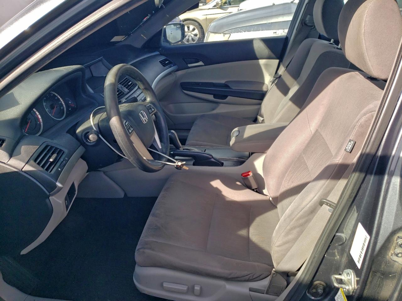 2011 HONDA ACCORD LXP photo 7