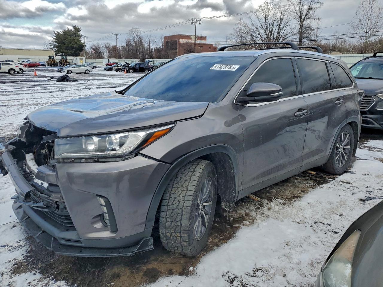 2019 TOYOTA HIGHLANDER
