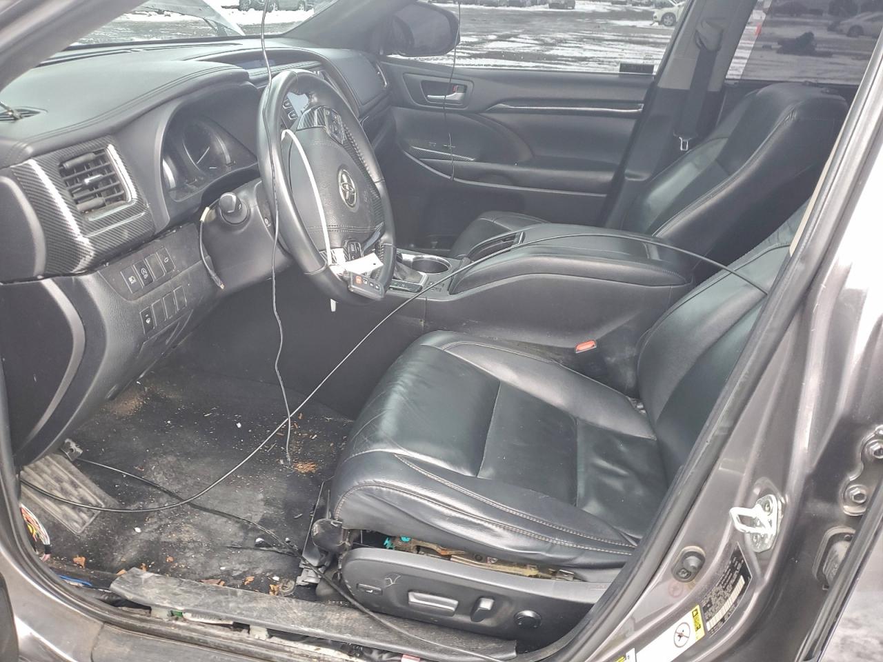 2019 TOYOTA HIGHLANDER SE photo 7