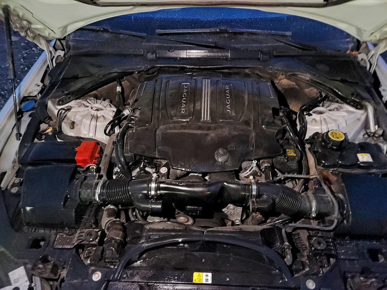 2017 JAGUAR XE FIRST EDITION photo 11