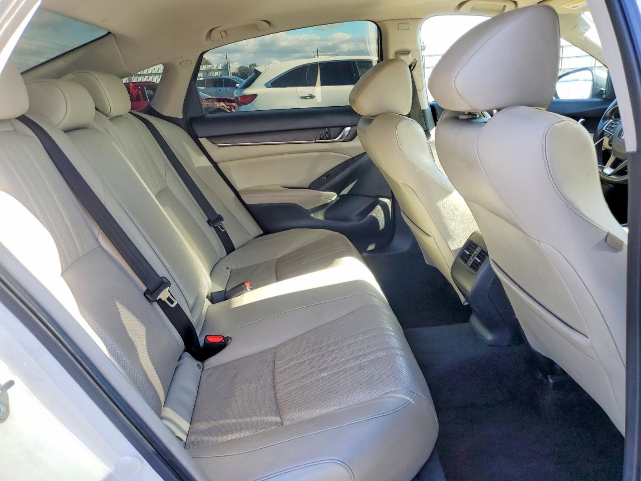 2018 HONDA ACCORD EXL photo 10