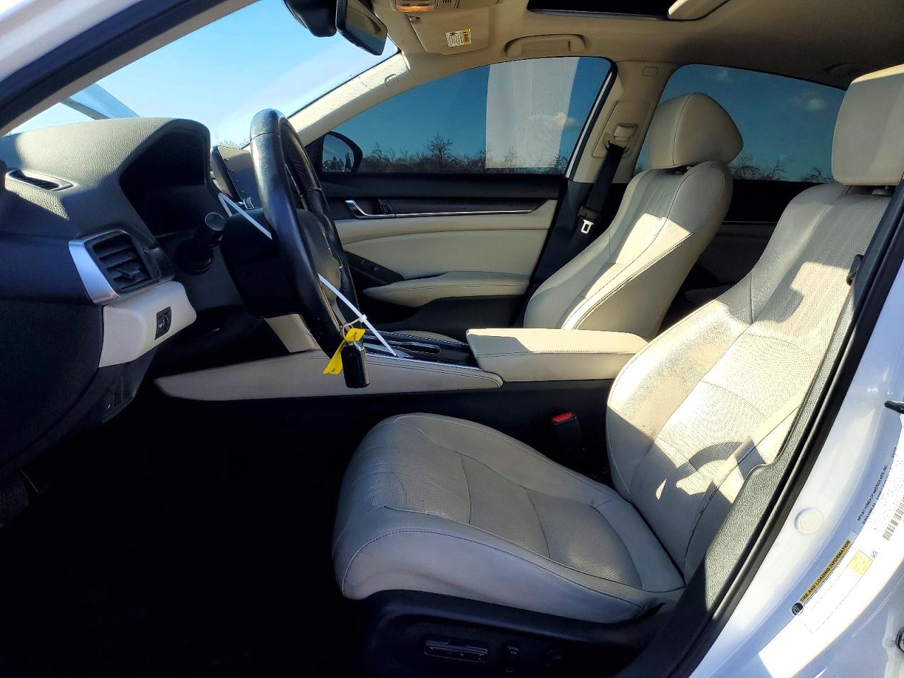 2018 HONDA ACCORD EXL photo 7