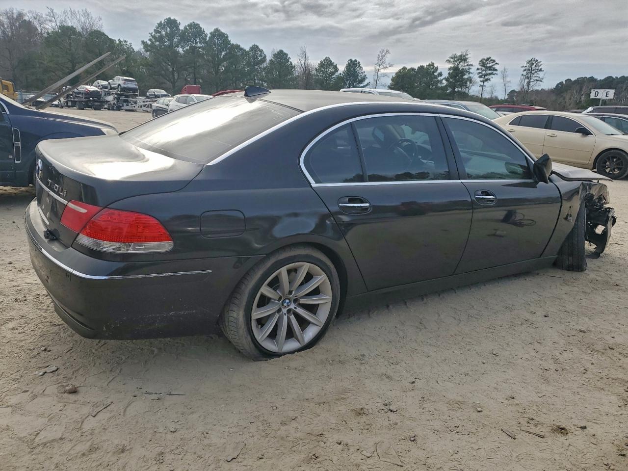 2007 BMW 750 photo 3