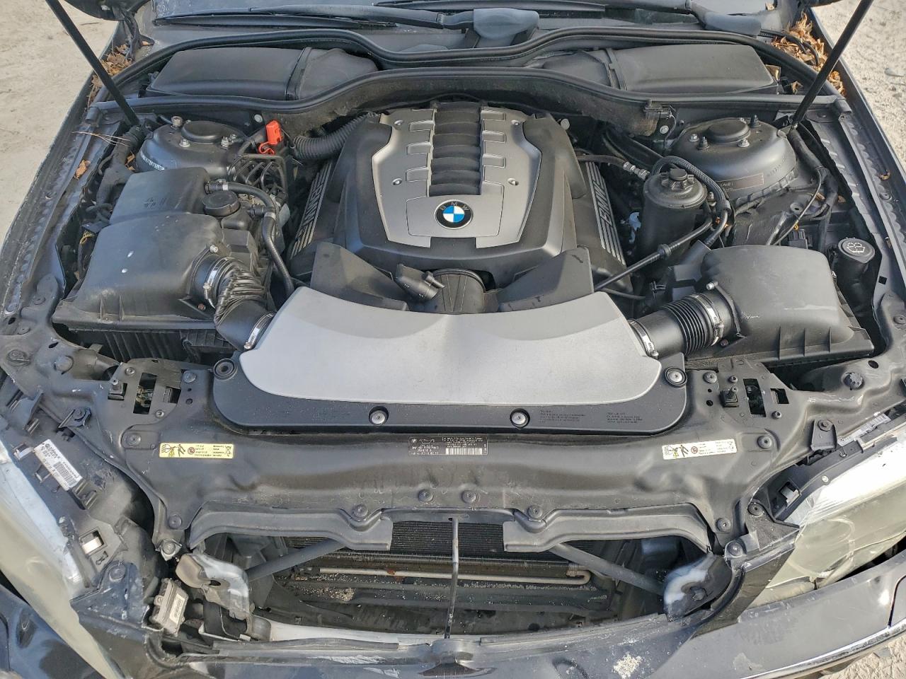 2007 BMW 750 photo 11