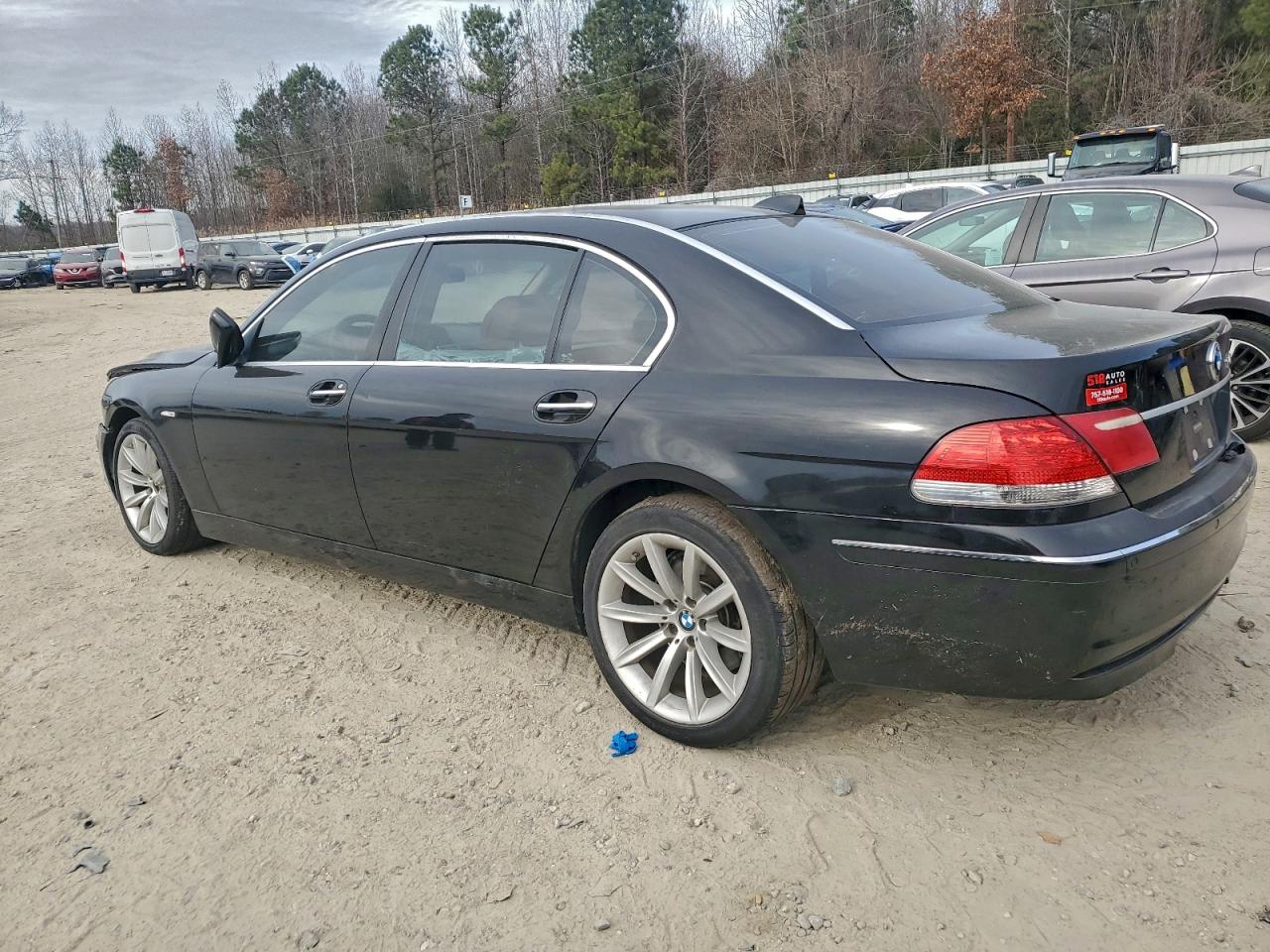 2007 BMW 750 photo 2