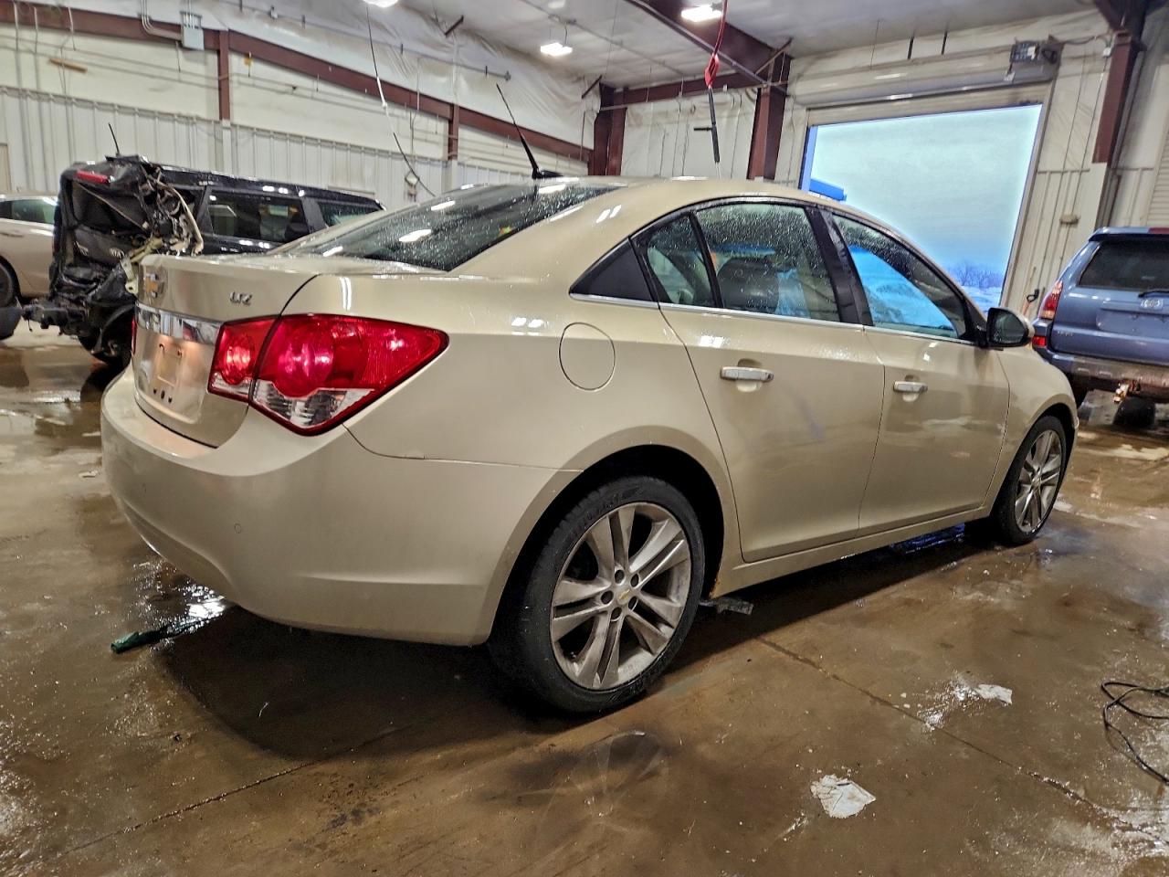 2011 CHEVROLET CRUZE LTZ photo 3