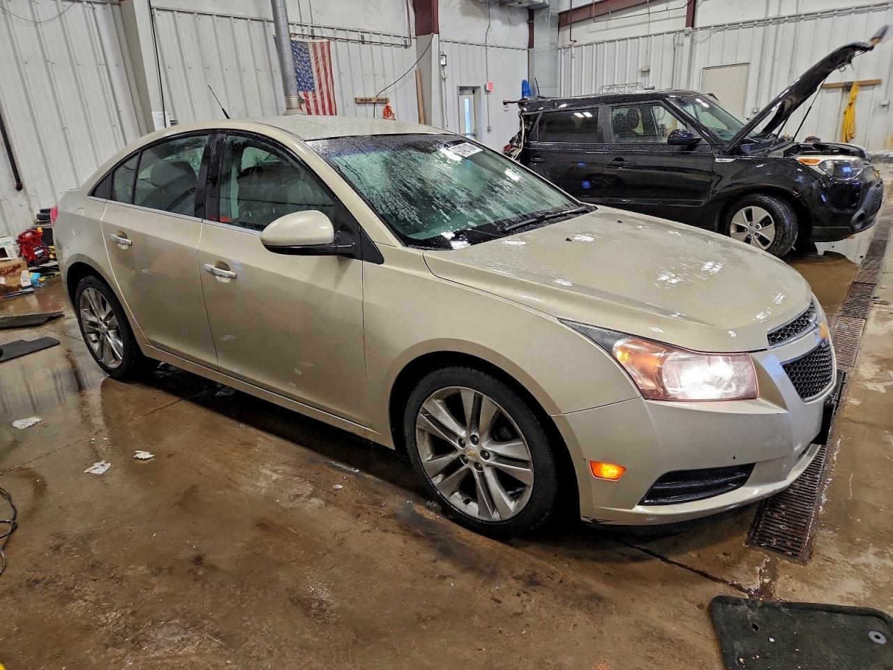 2011 CHEVROLET CRUZE LTZ photo 4