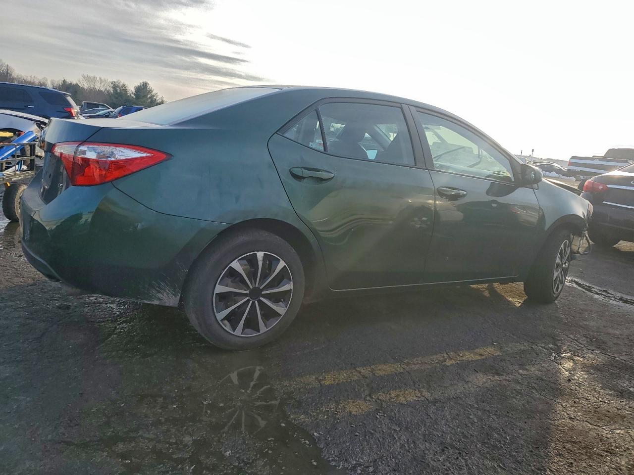 2016 TOYOTA COROLLA L photo 3