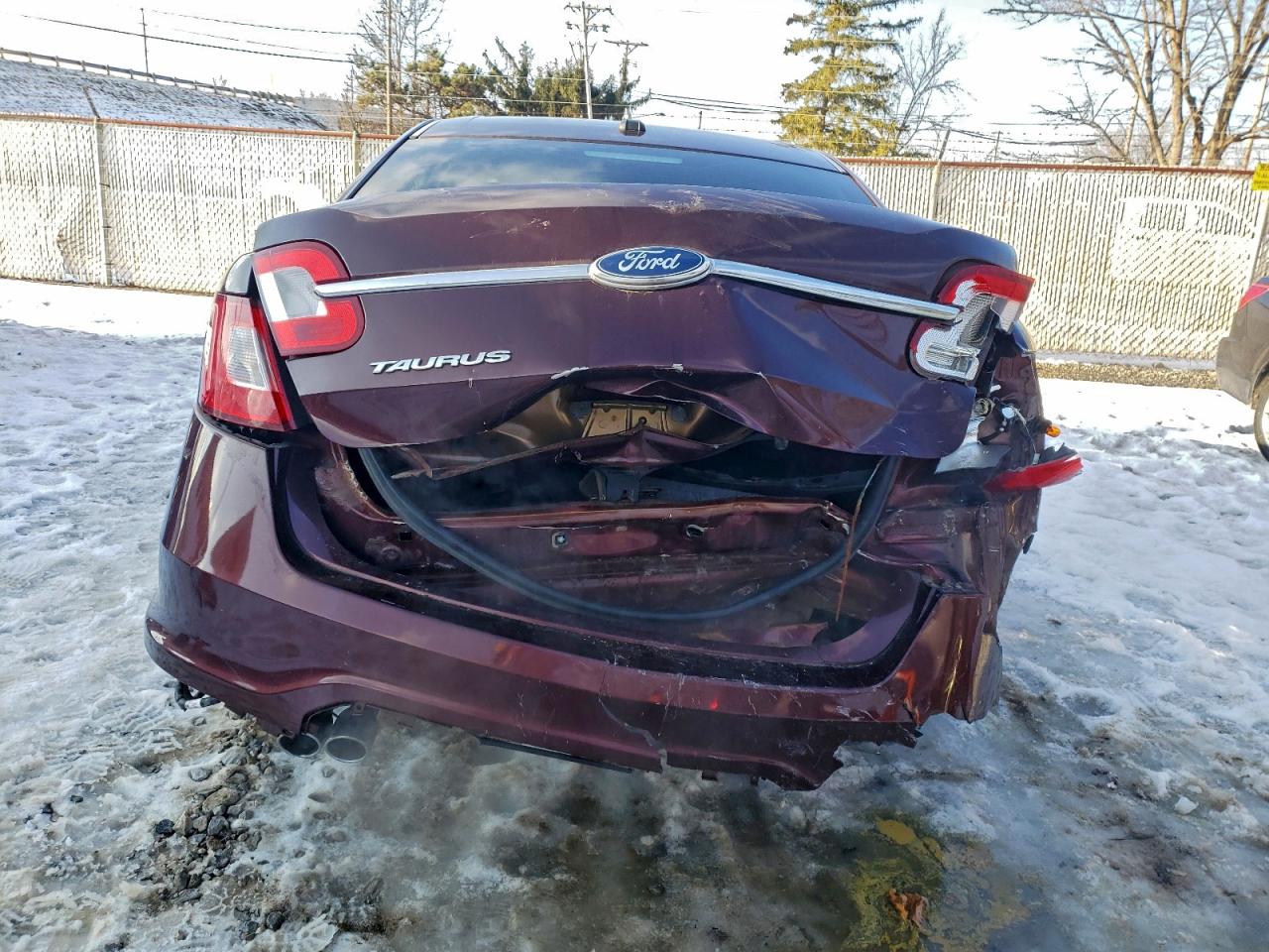 2012 FORD TAURUS SE photo 6