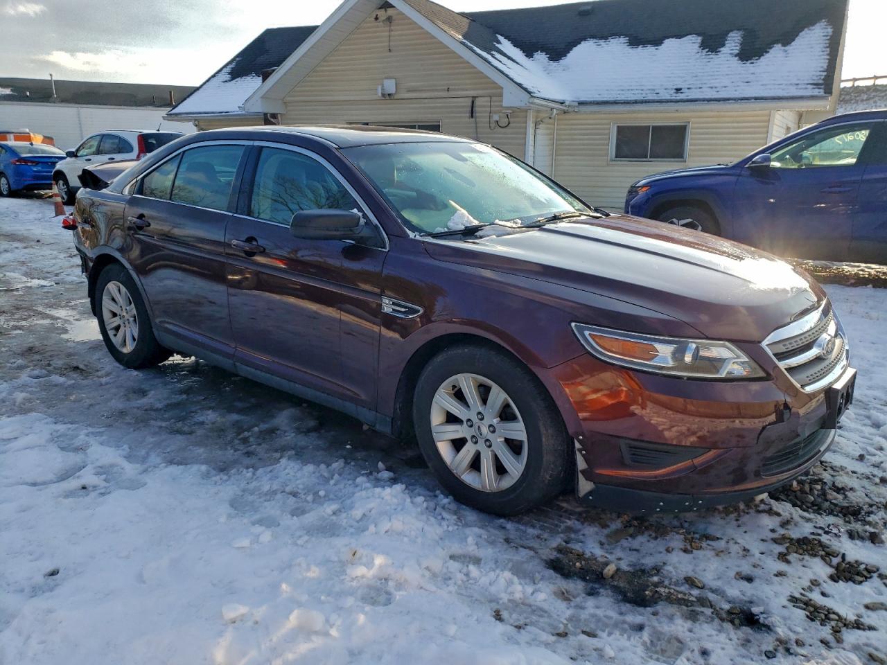 2012 FORD TAURUS SE photo 4