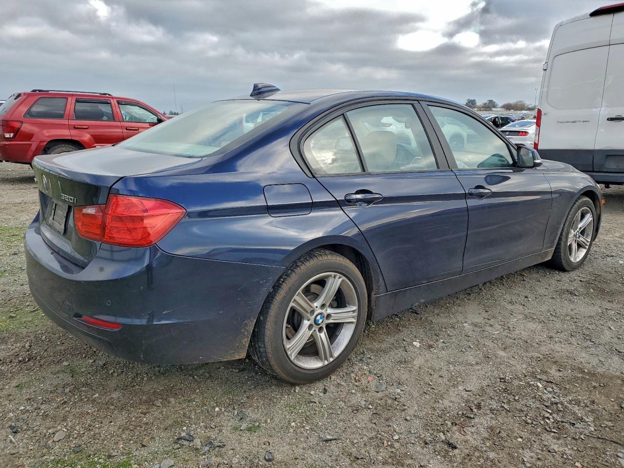 2014 BMW 320 I XDRIVE photo 3