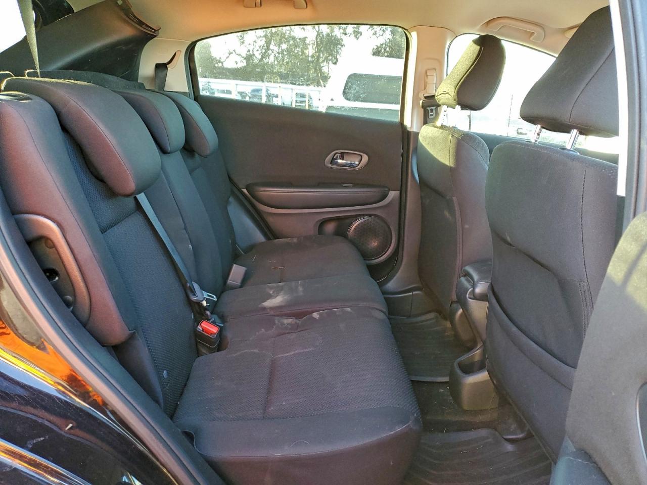 2016 HONDA HR-V LX photo 11