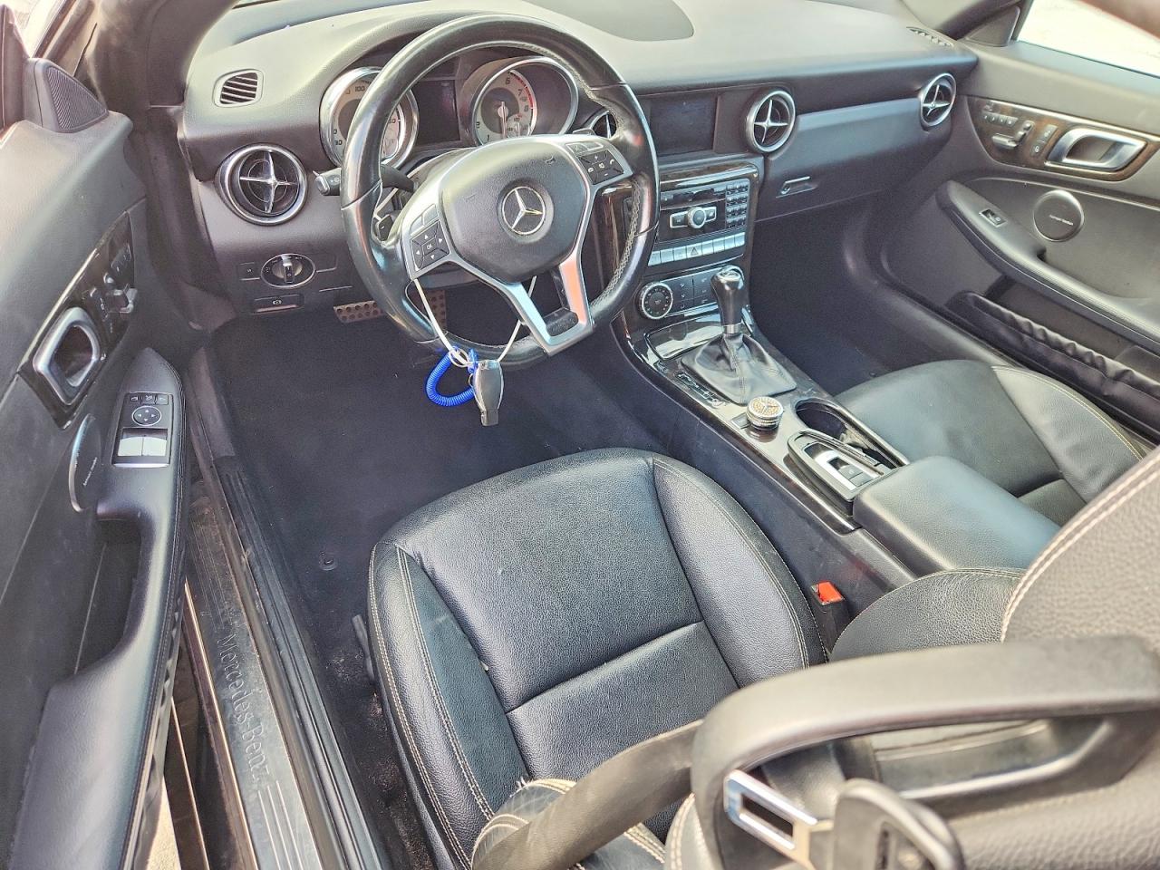 2015 MERCEDES-BENZ SLK 250 photo 8