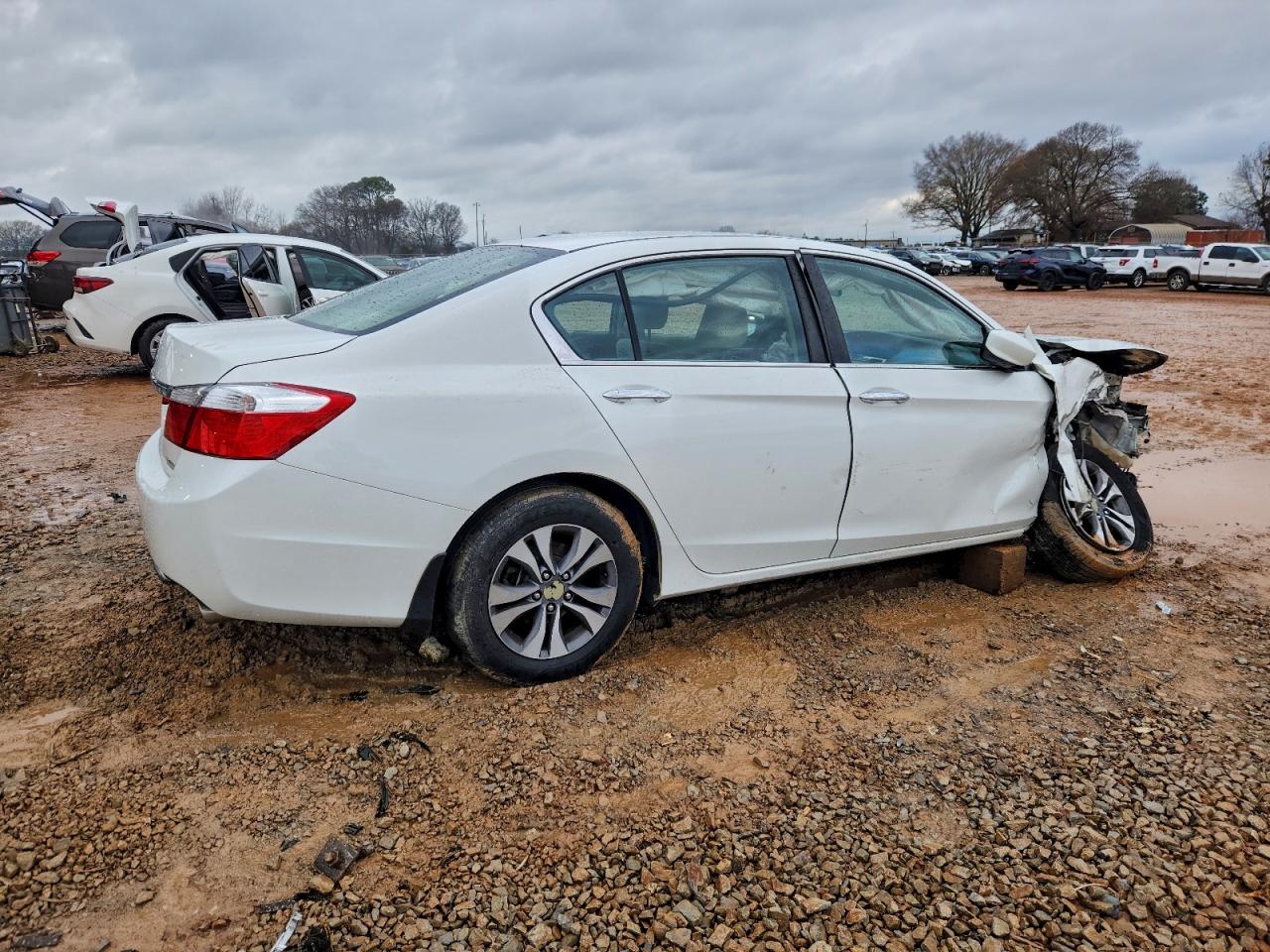 2013 HONDA ACCORD LX photo 3