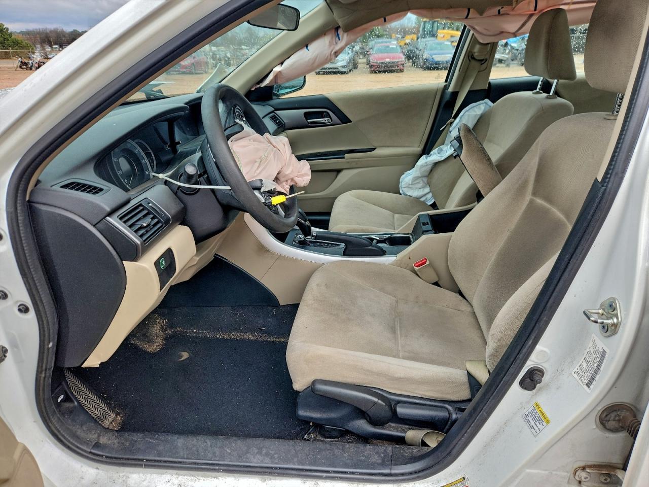 2013 HONDA ACCORD LX photo 7