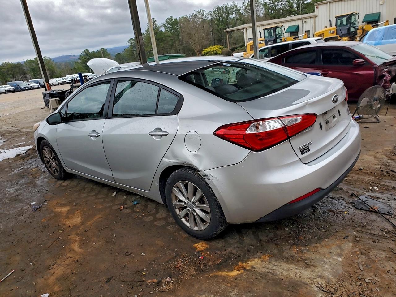 2014 KIA FORTE LX photo 2