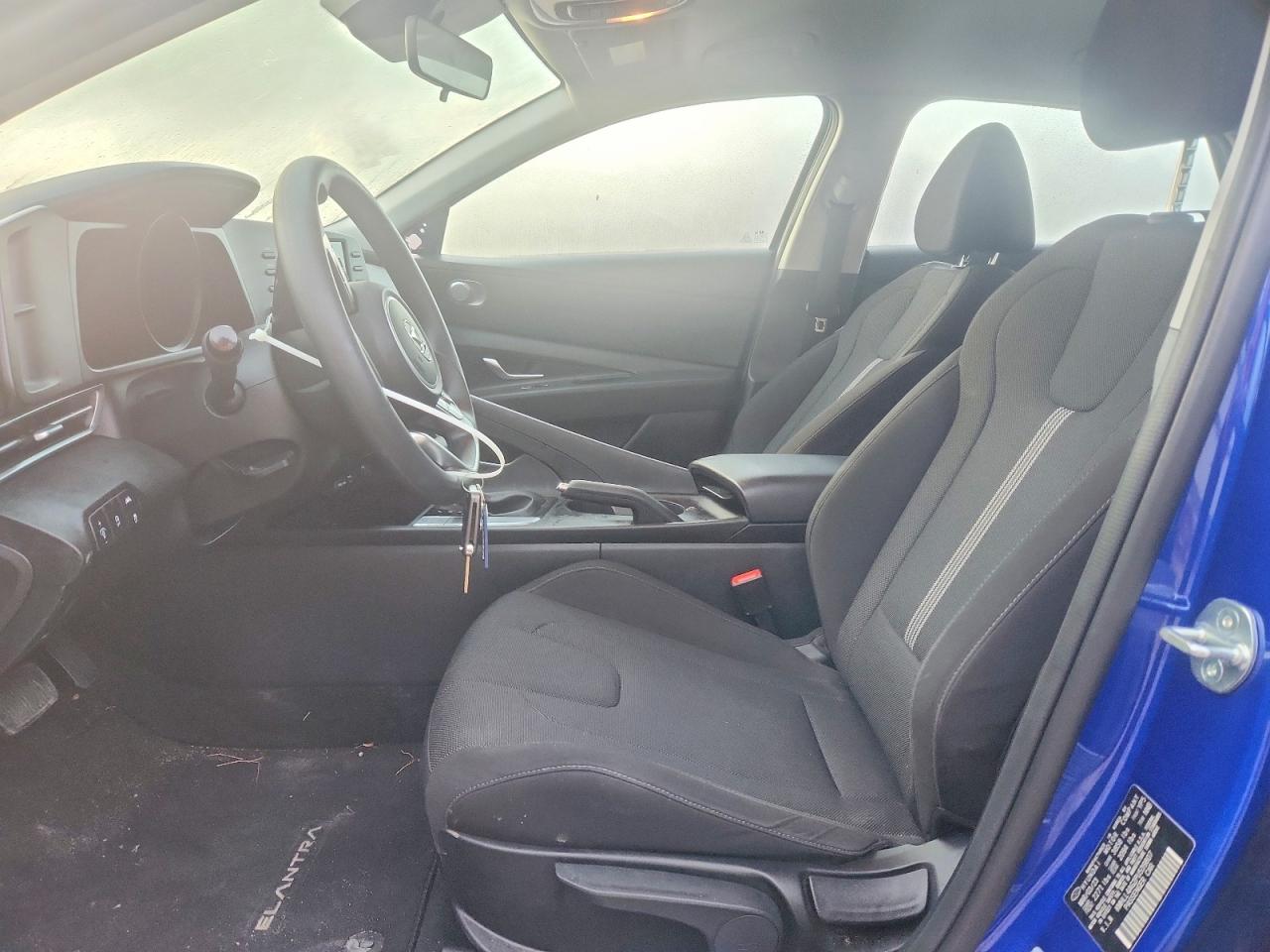2023 HYUNDAI ELANTRA SE photo 13