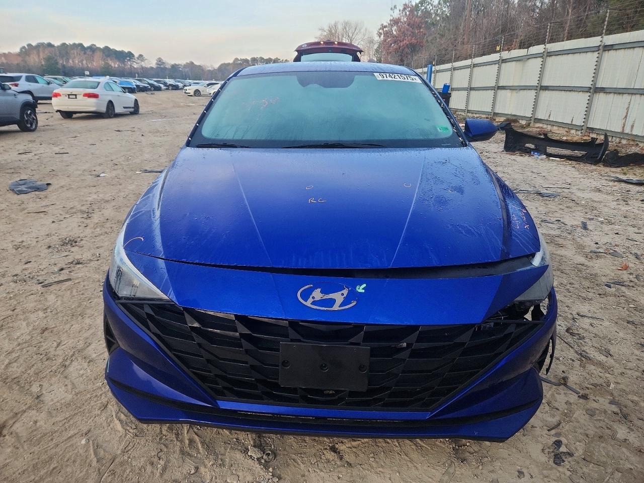 2023 HYUNDAI ELANTRA SE photo 9